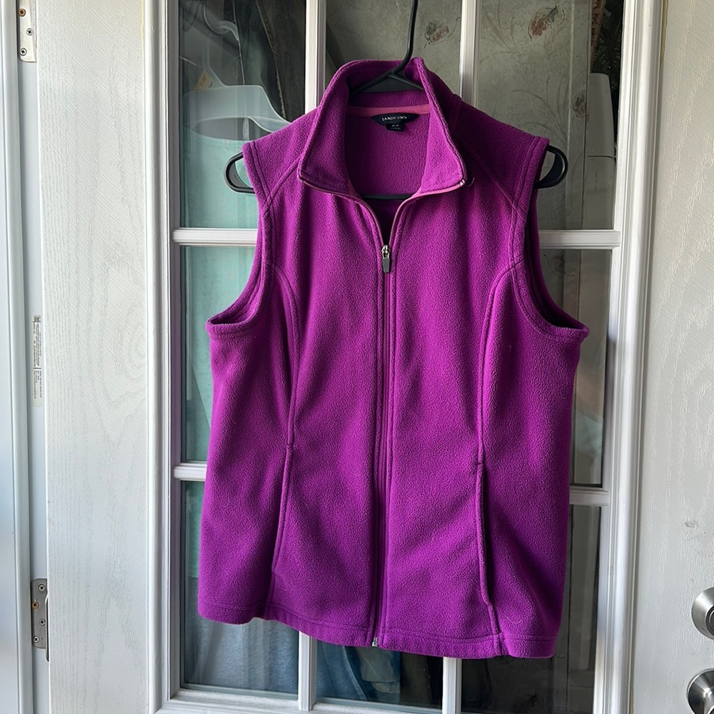Lands End fuchsia medium/P (10-12) Polartec Aircore 100 fleece vest